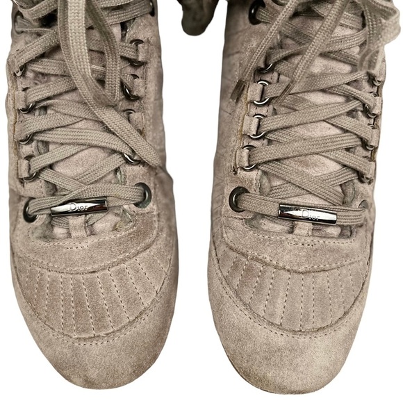 DIOR Shearling lined Cannage Suede boots - Picture 5 of 15